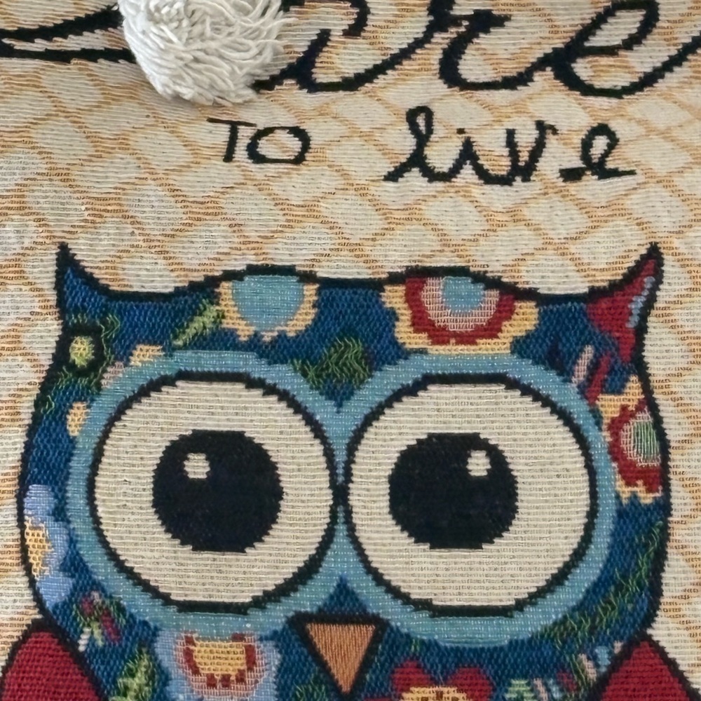 Owl Design Tote Bag - Cream and Red ‘Dare To Live Your Dream’ Graphic - Picture 4 of 4